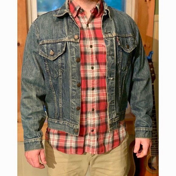 πββοΈHP! {Leviβs} Vintage Denim Trucker Jacketπ - Picture 2 of 8